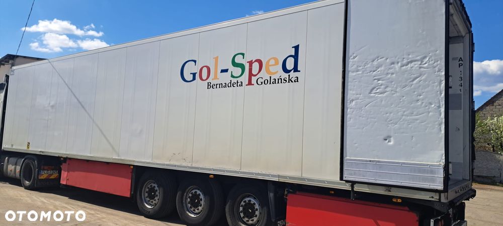 Schmitz Cargobull SKO 24 - 3