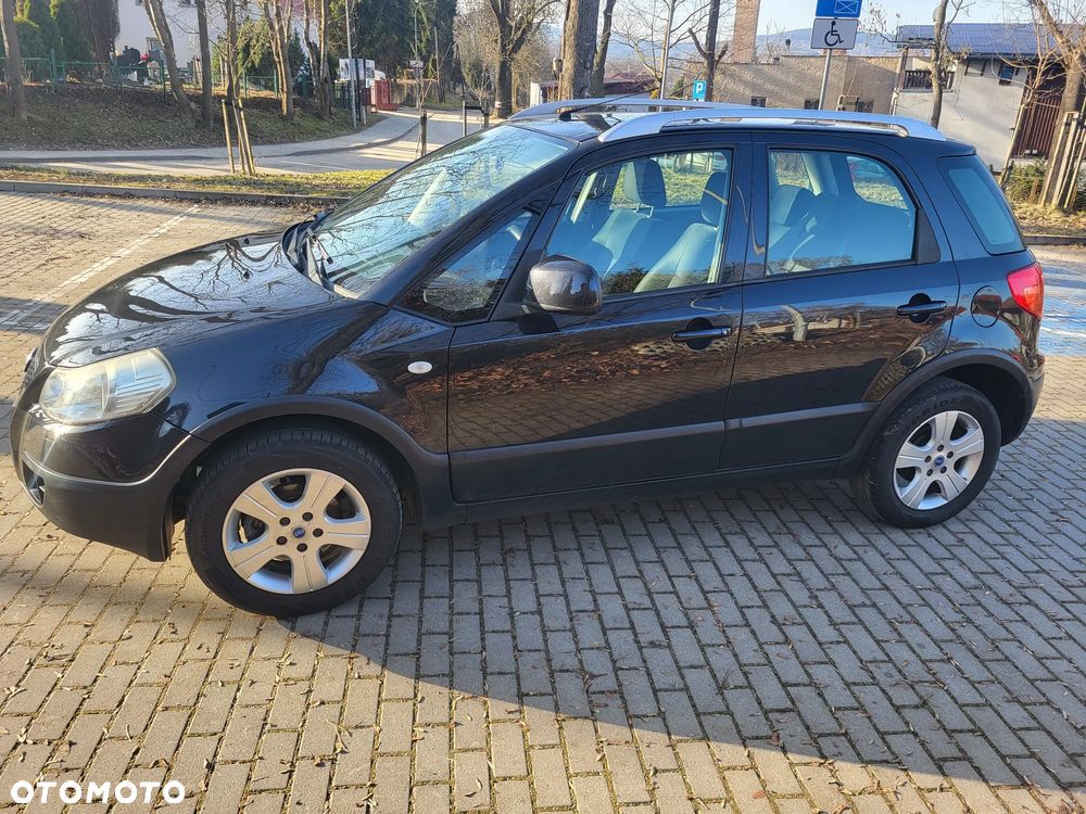 Fiat Sedici 1.6 16V 4x4 Luxury - 3