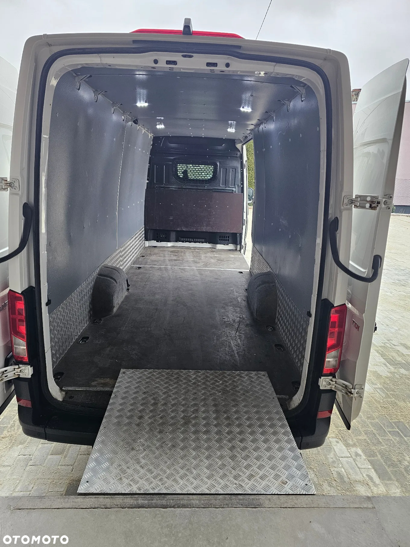 Volkswagen Crafter - 10