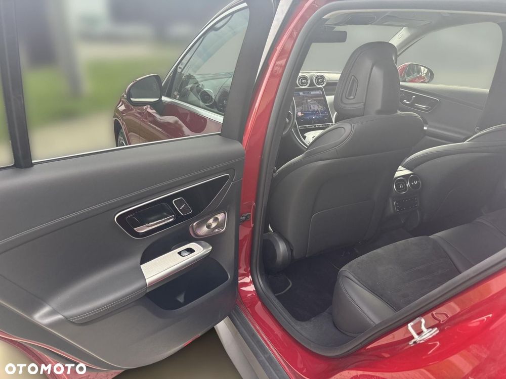 Mercedes-Benz GLC - 15
