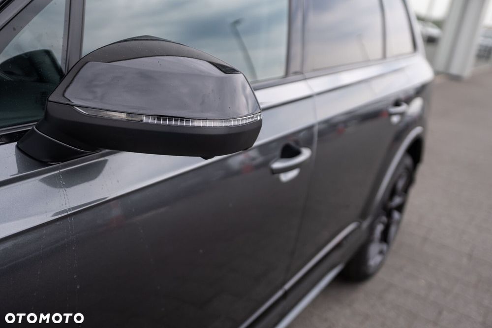 Audi Q7 - 8