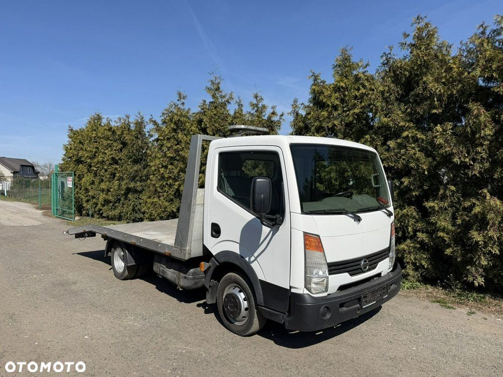 Nissan Cabstar - 4