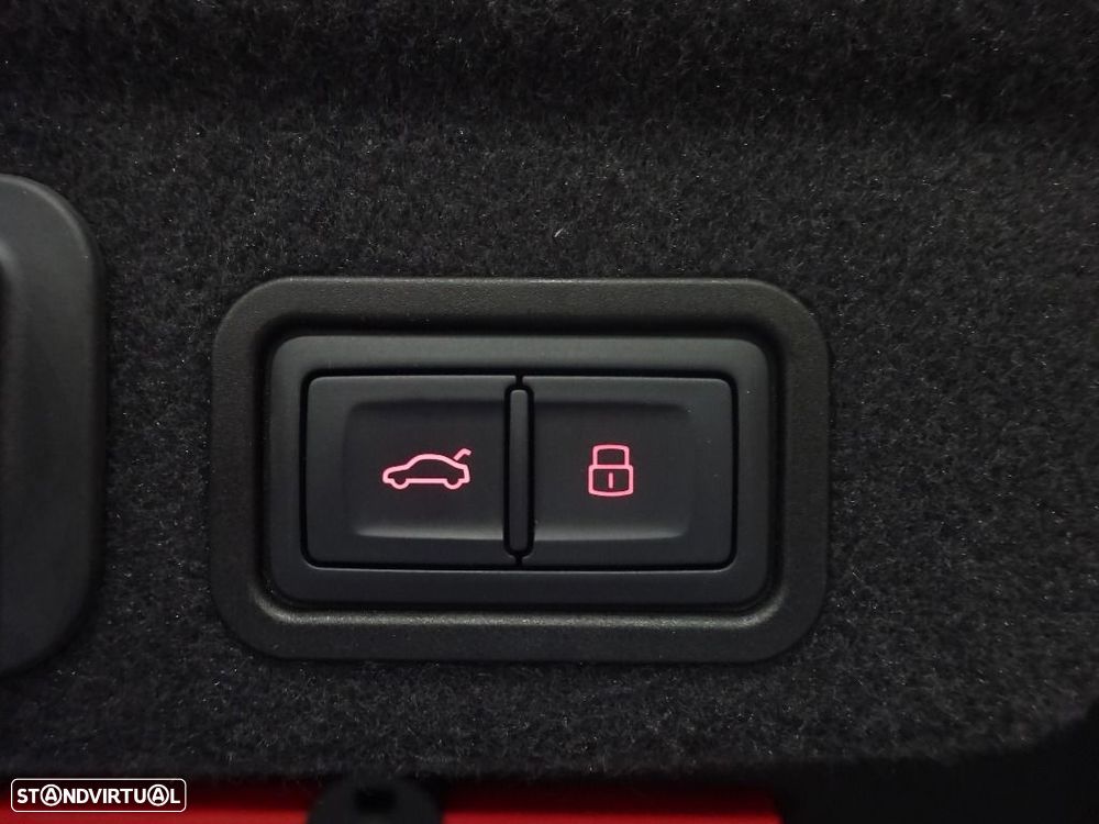 Audi A8 3.0 TDI V6 quattro Clean Diesel - 30