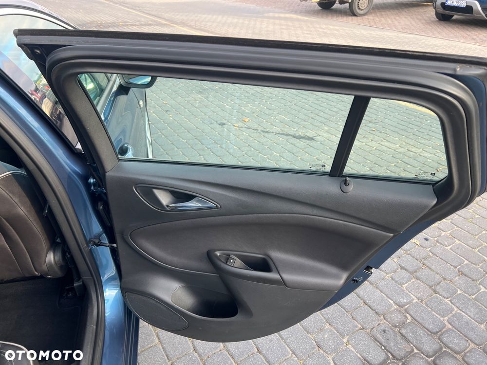 Opel Astra - 24