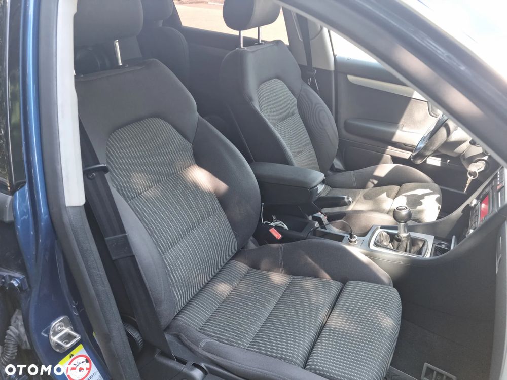 Audi A4 Avant - 9
