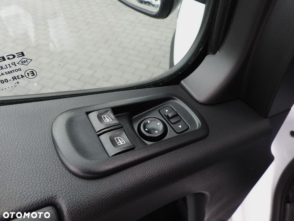 Renault MASTER WYWROTKA NAWIGACJA LEDY  130KM - 34