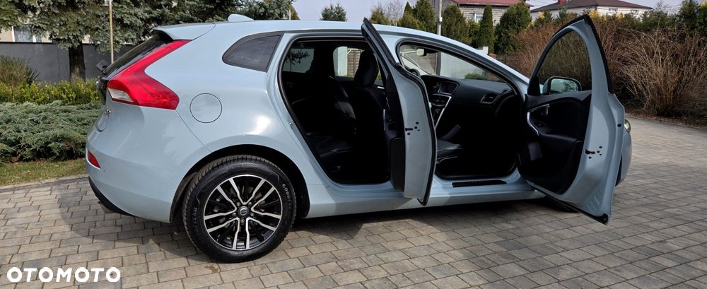 Volvo V40 D2 Geartronic Momentum - 20