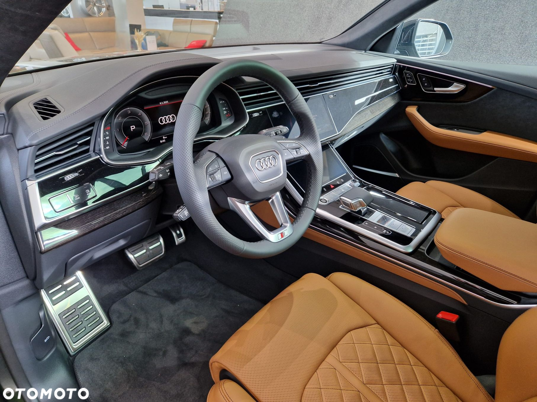 Audi Q8 - 10
