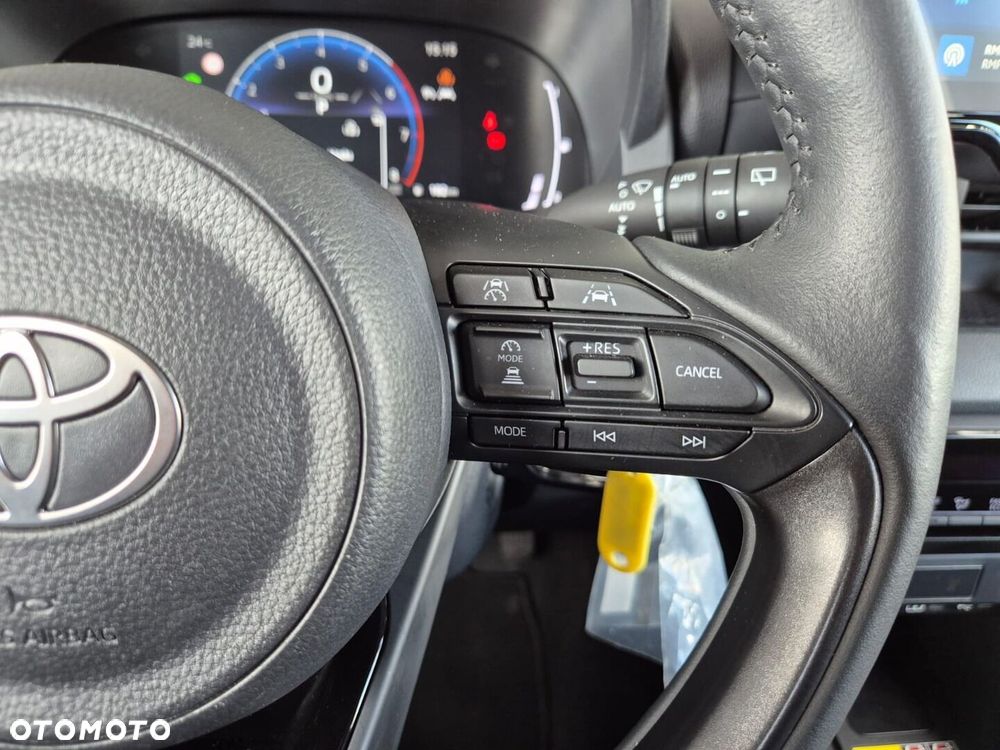 Toyota Yaris Hybrid 1.5 Style - 19