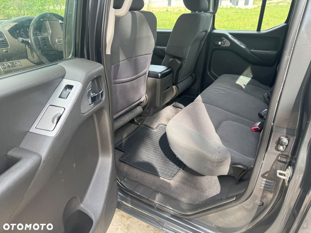 Nissan Navara - 10