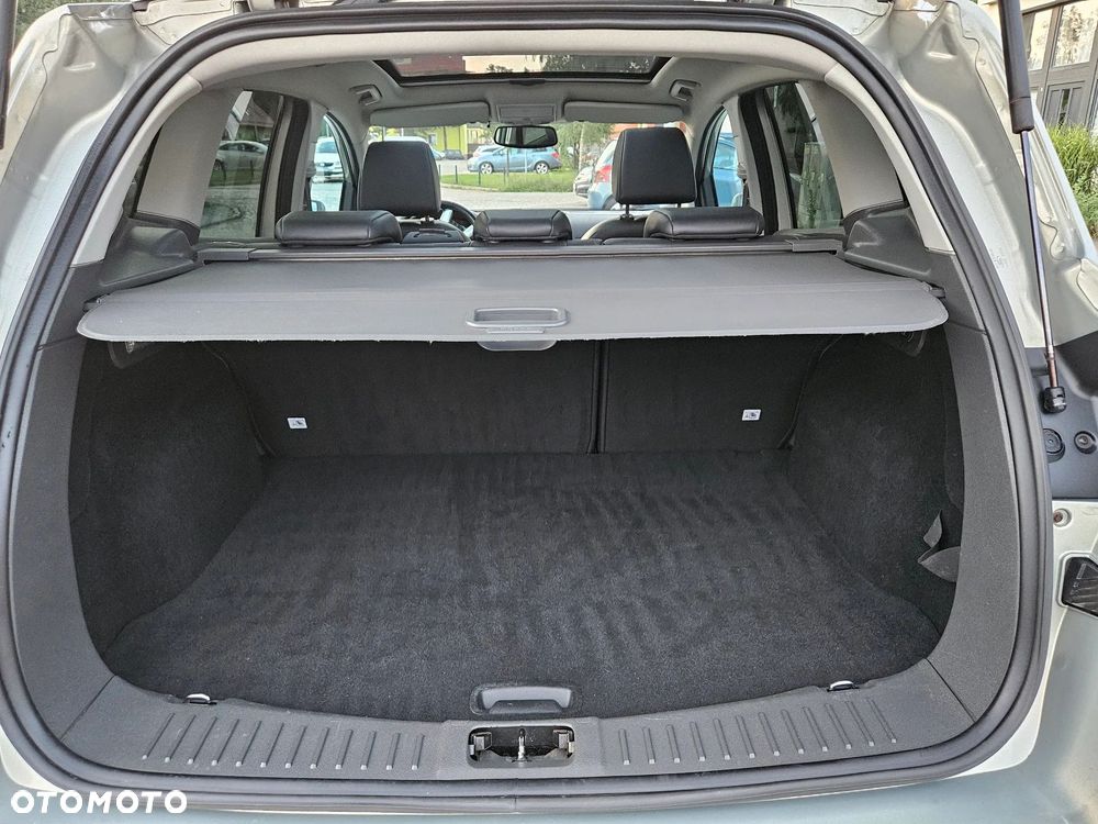 Ford Kuga 2.0 TDCi 4x4 Titanium - 14