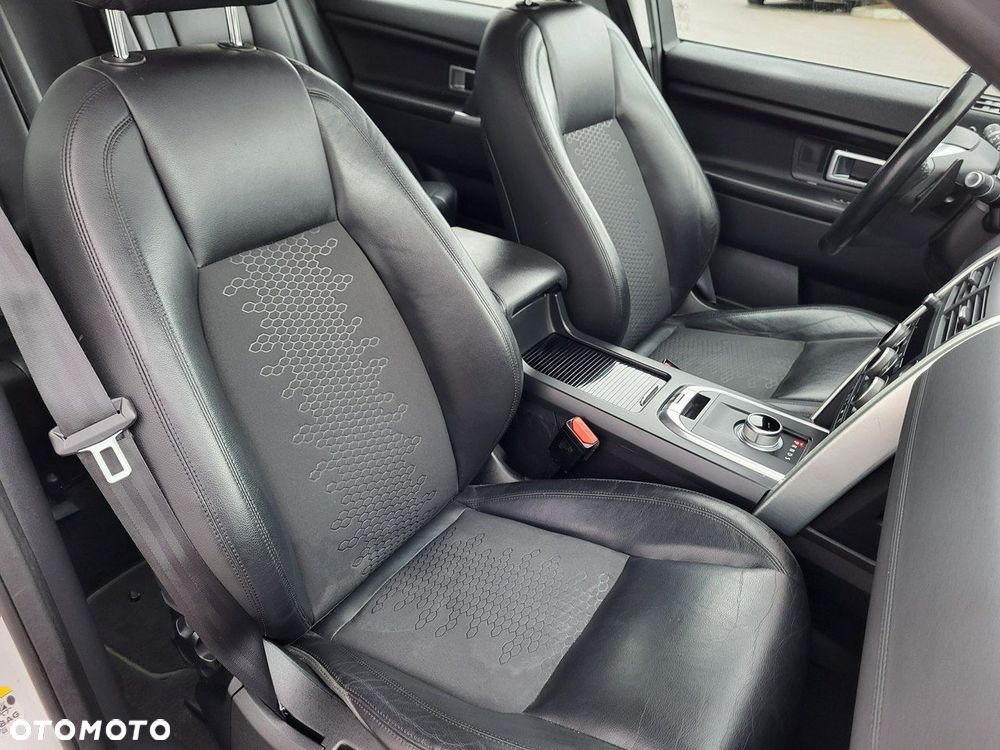 Land Rover Discovery Sport - 21