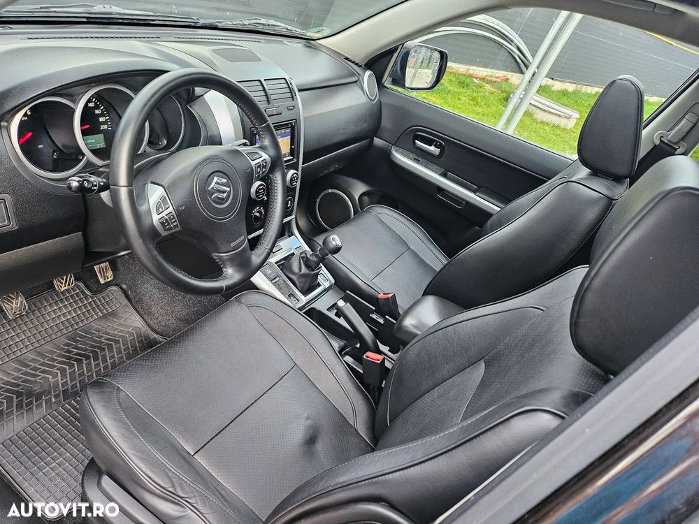 Suzuki Grand Vitara 1.9 DDIS JLX - 22