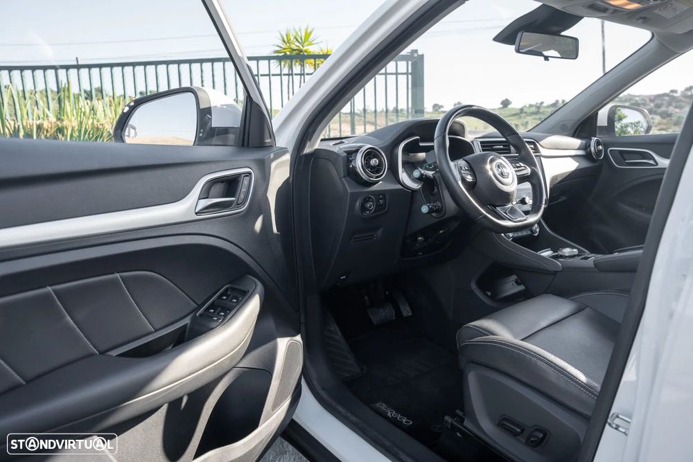 MG ZS EV 44.5 kWh Luxury - 14