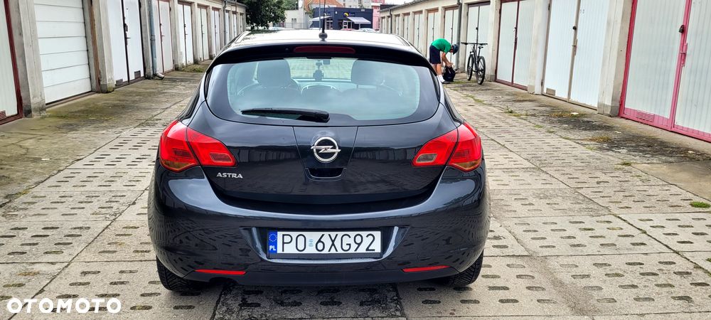 Opel Astra 1.6 - 3