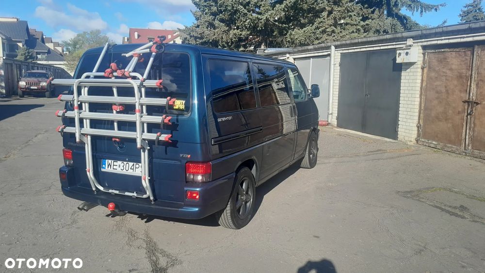 Volkswagen Multivan - 6