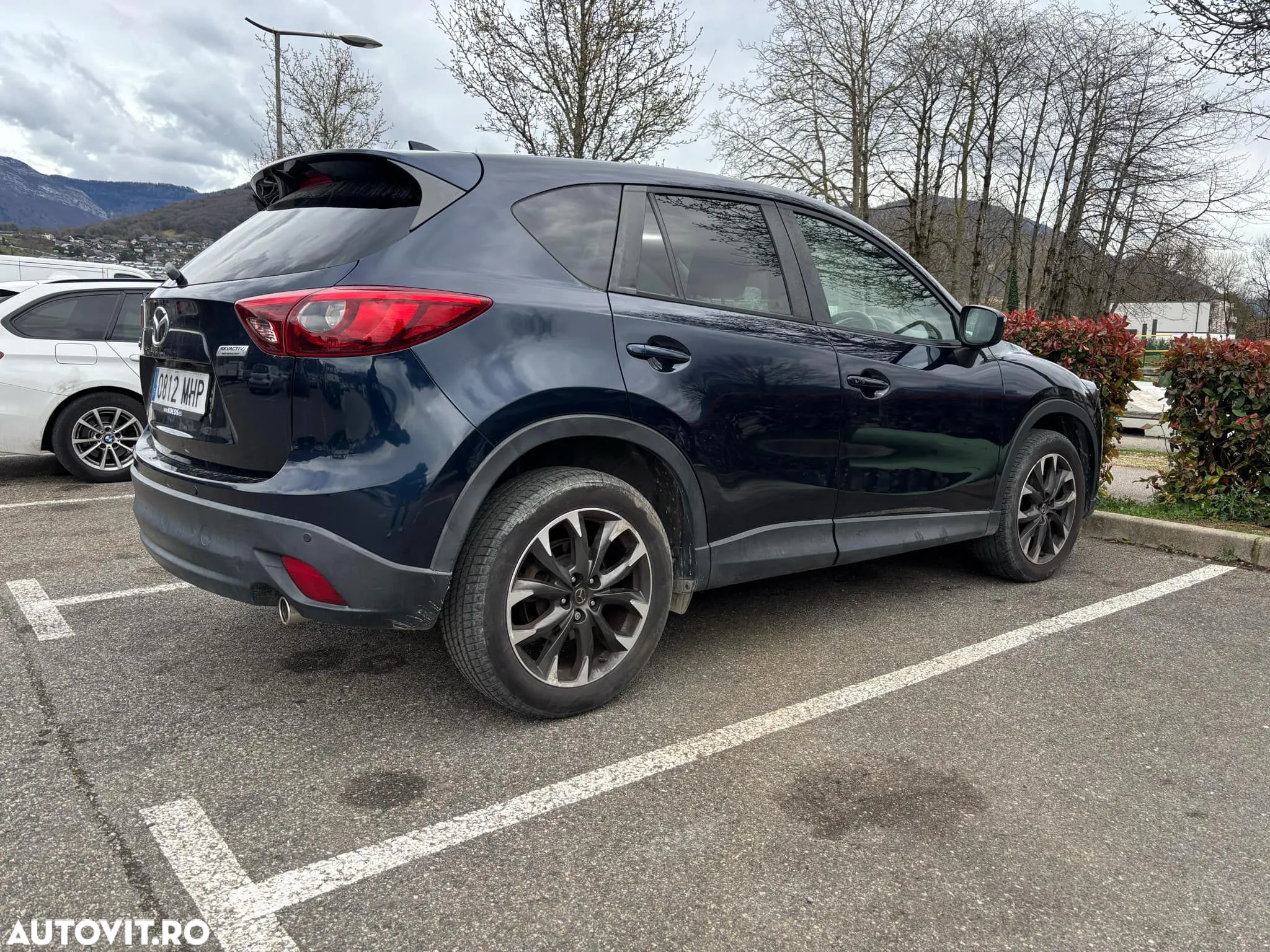 Bara fata Mazda CX5 2.2d far motor capota - 2