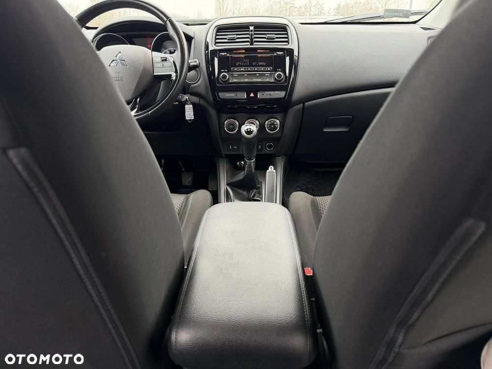 Mitsubishi ASX 1.6 Instyle - 19