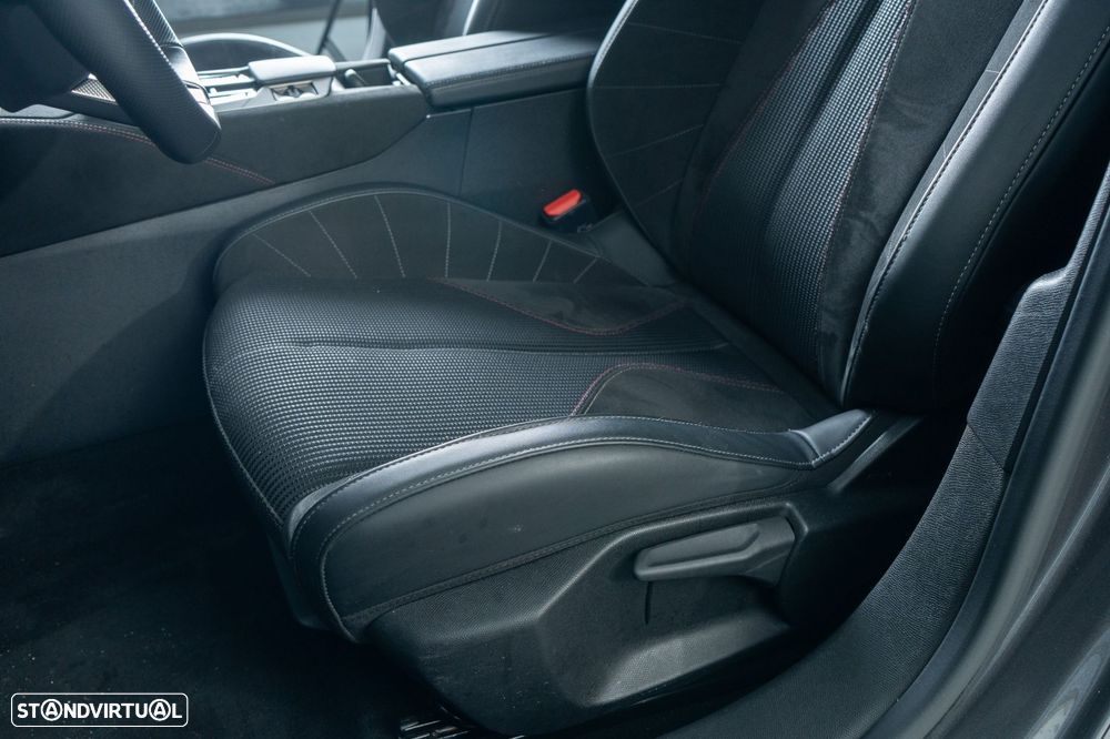 DS DS4 E-Tense Performance Line EAT8 - 7