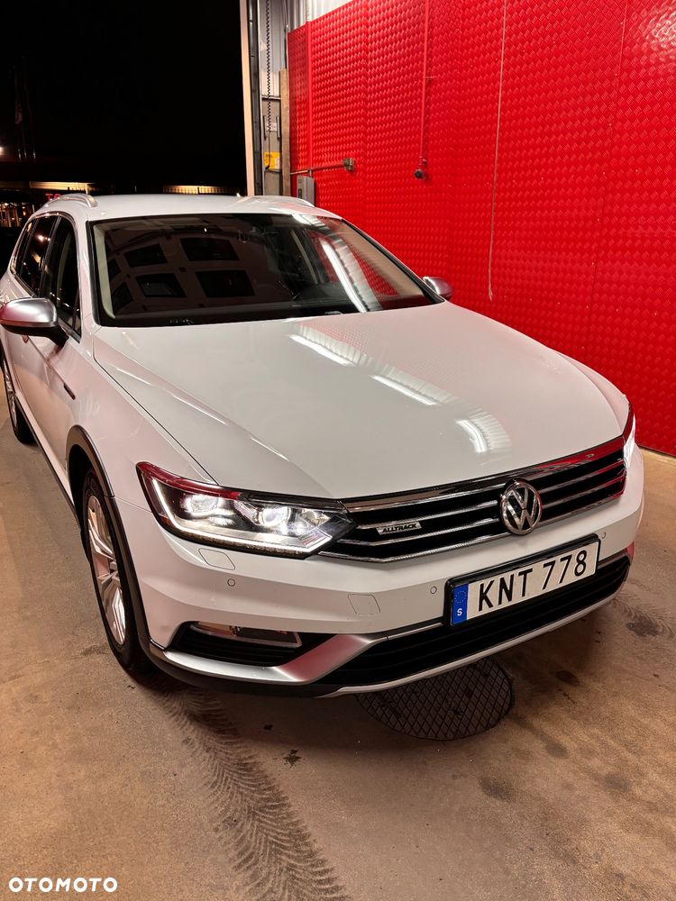 Volkswagen Passat Alltrack 2.0 TDI SCR 4Motion DSG (BMT) - 2