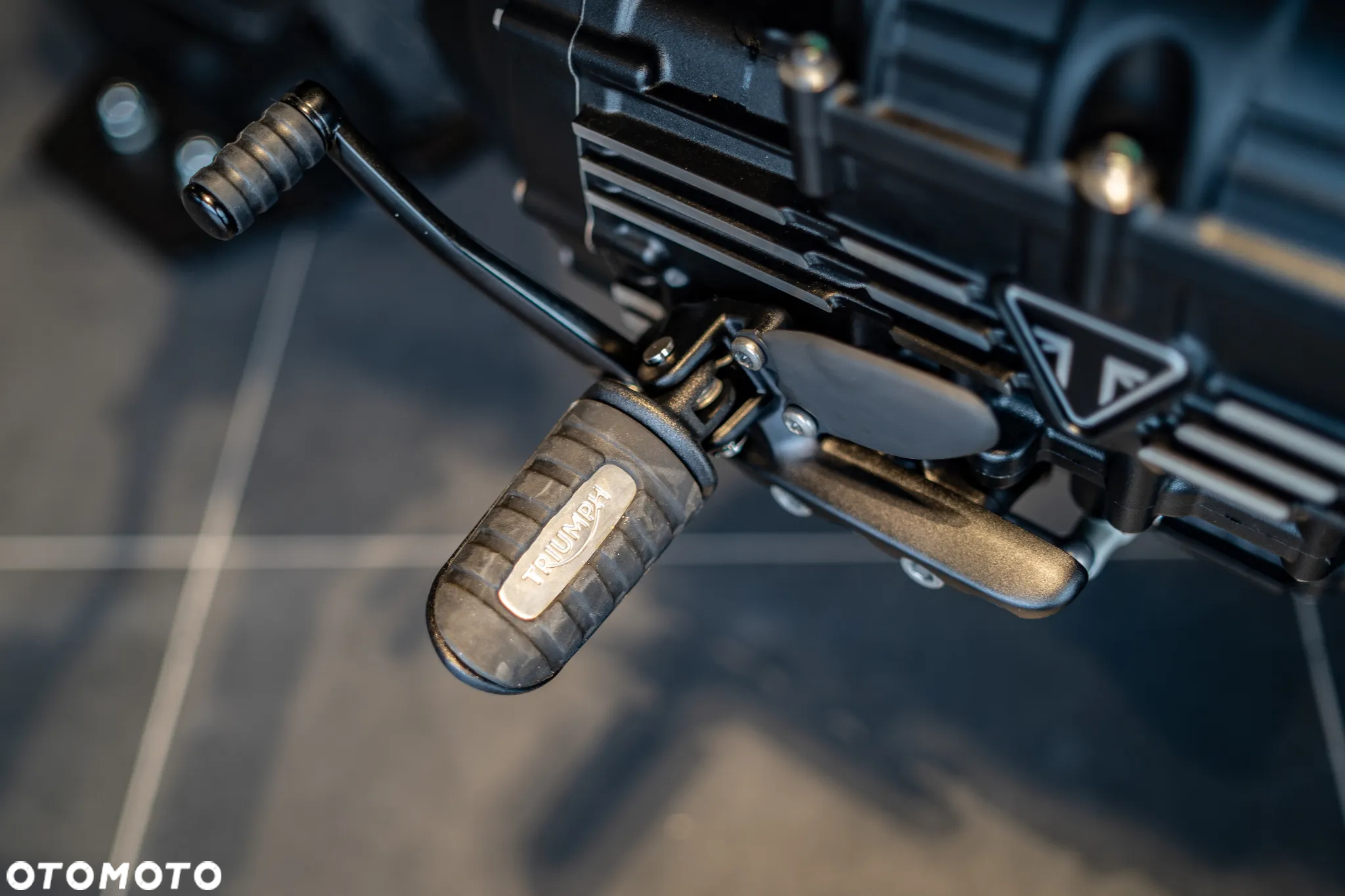 Triumph Rocket - 10
