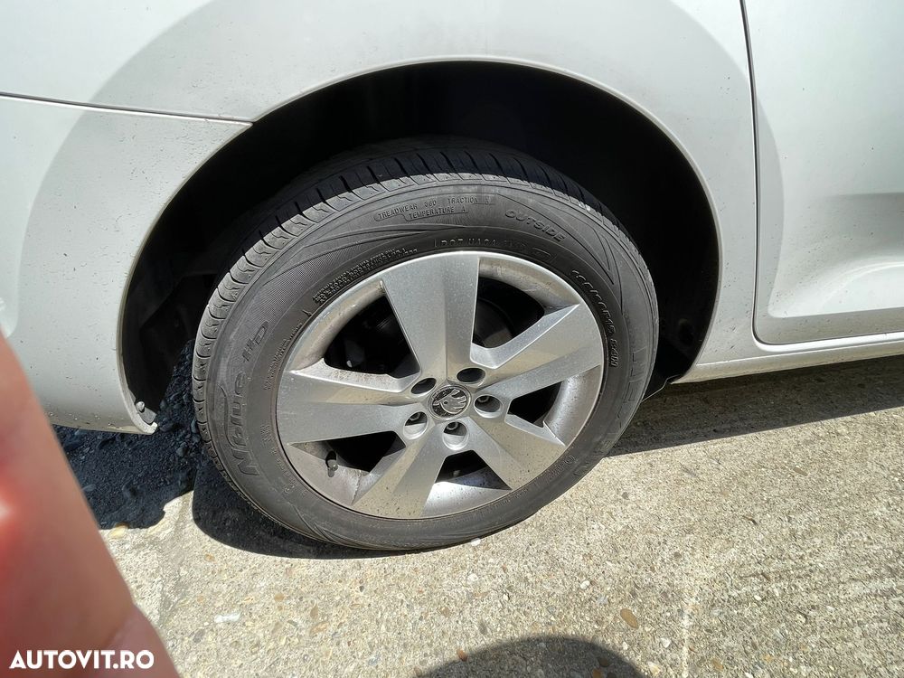 Skoda RAPID 1.0 TSI Ambition - 3