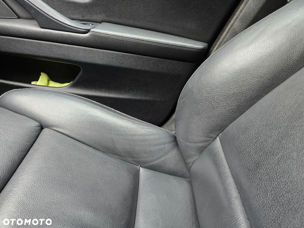 BMW Seria 5 520d xDrive Luxury Line - 23