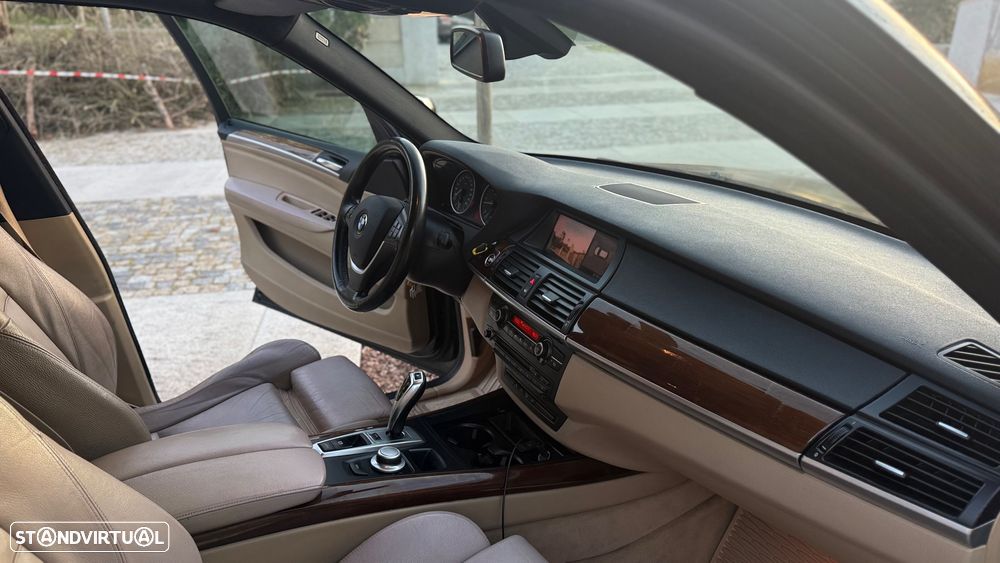 BMW X5 3.0 sd - 16