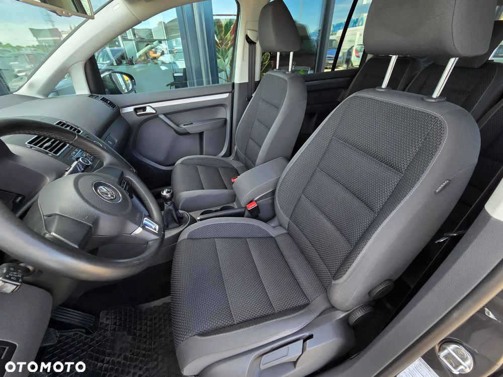 Volkswagen Touran 1.6 TDI DPF BlueMotion Technology Comfortline - 23