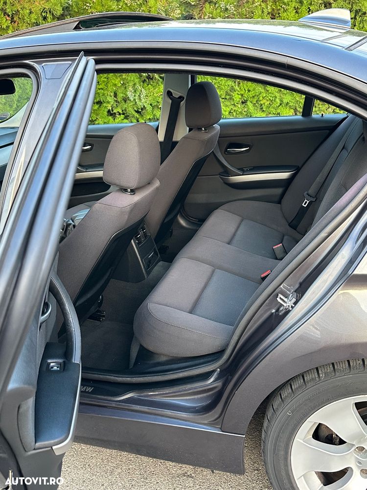 BMW Seria 3 318d - 5
