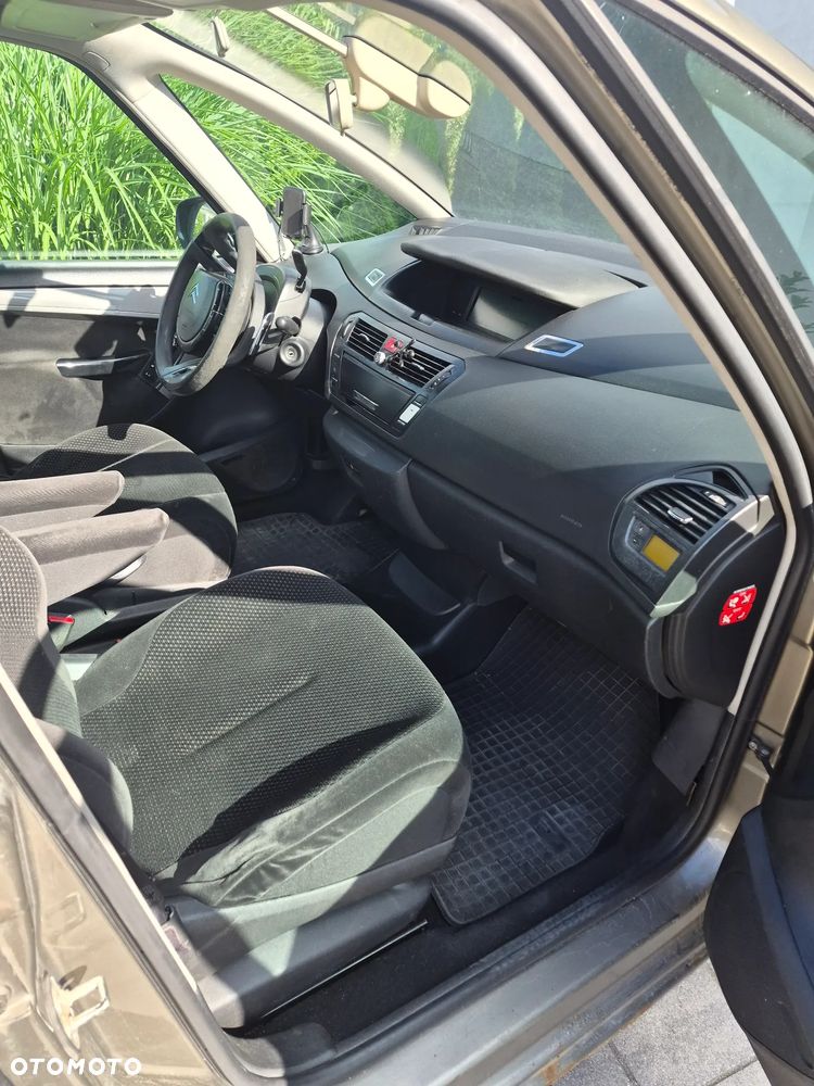 Citroën C4 1.6 HDi FAP EGS6 Confort - 11