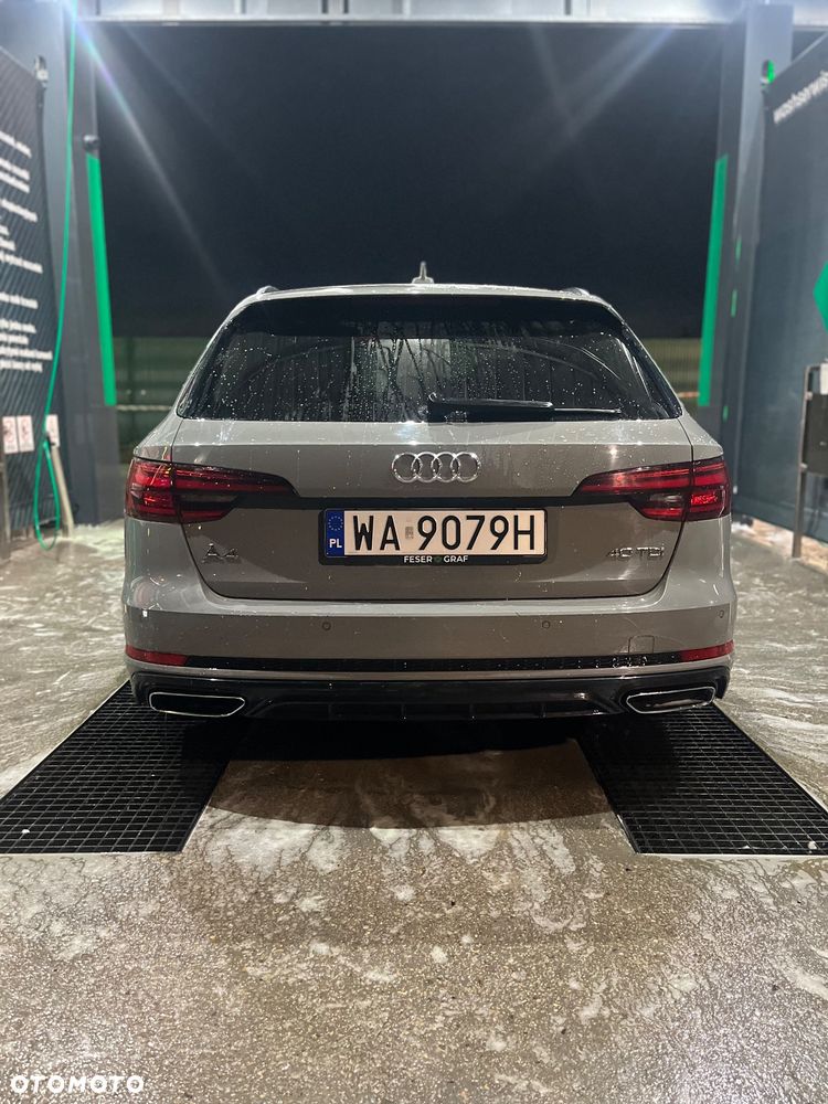 Audi A4 Avant 40 TDI S Line S tronic - 28