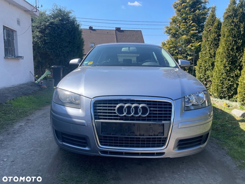 Audi A3 Sportback 1.6 FSI Ambiente - 1