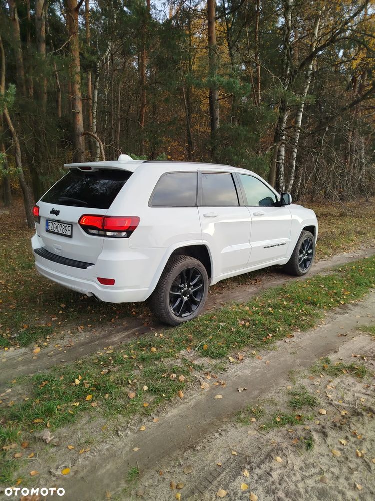 Jeep Grand Cherokee - 2