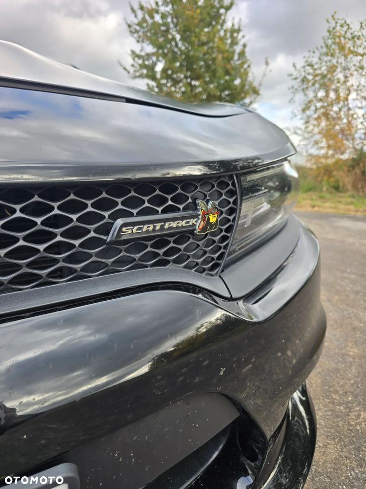 Dodge Charger 6.4 Scat Pack - 25