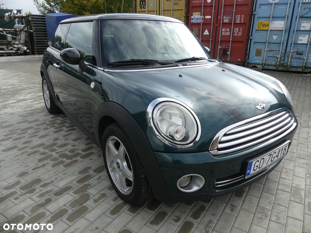 MINI Cooper Standard - 2