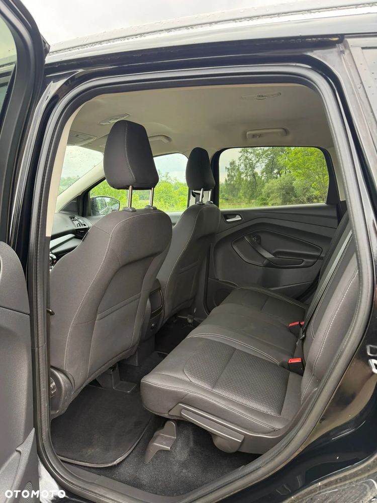 Ford Kuga 1.5 EcoBoost 2x4 Trend - 17