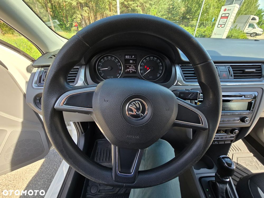 Skoda RAPID 1.6 TDI DPF Ambition DSG - 17