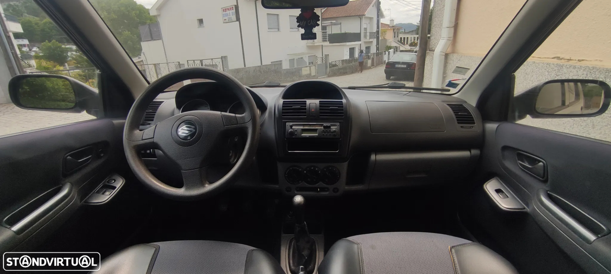Suzuki Ignis 1.3 VVT 16V GL - 15