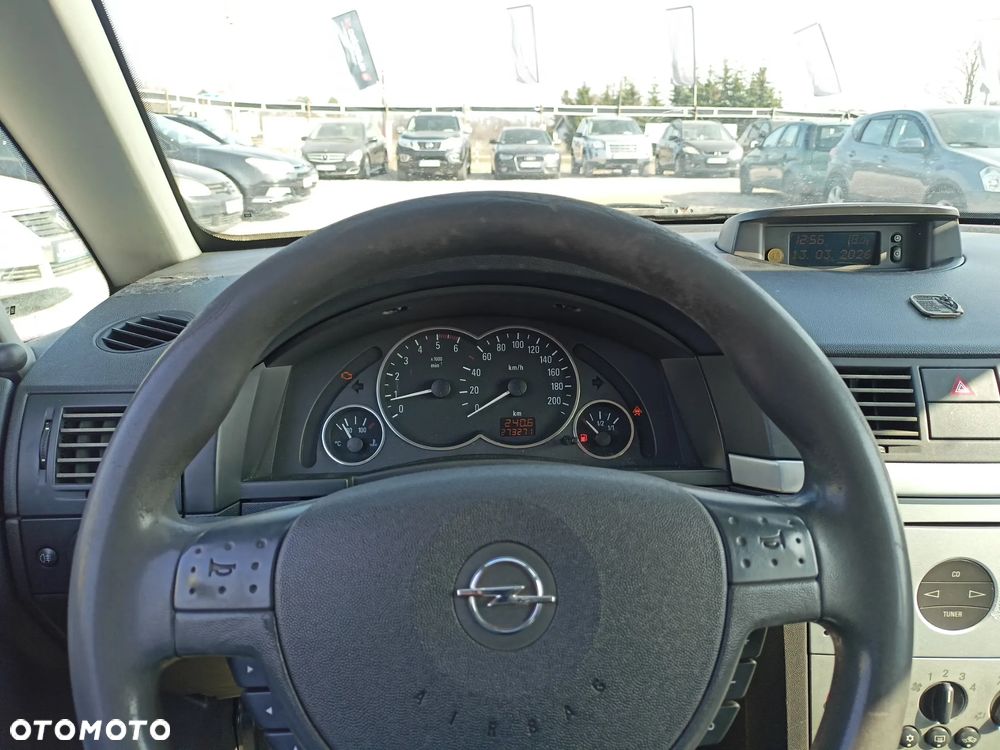 Opel Meriva - 9