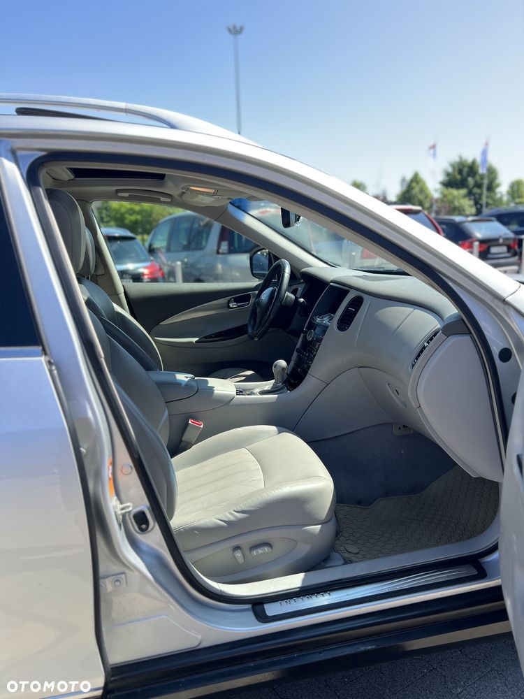 Infiniti EX - 7