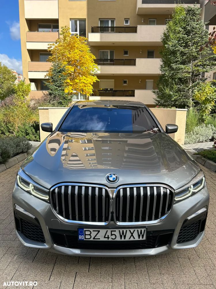 BMW Seria 7 745e - 3
