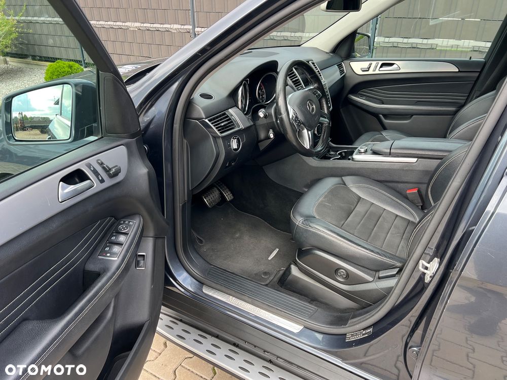 Mercedes-Benz ML 350 BlueTEC 4-Matic - 28