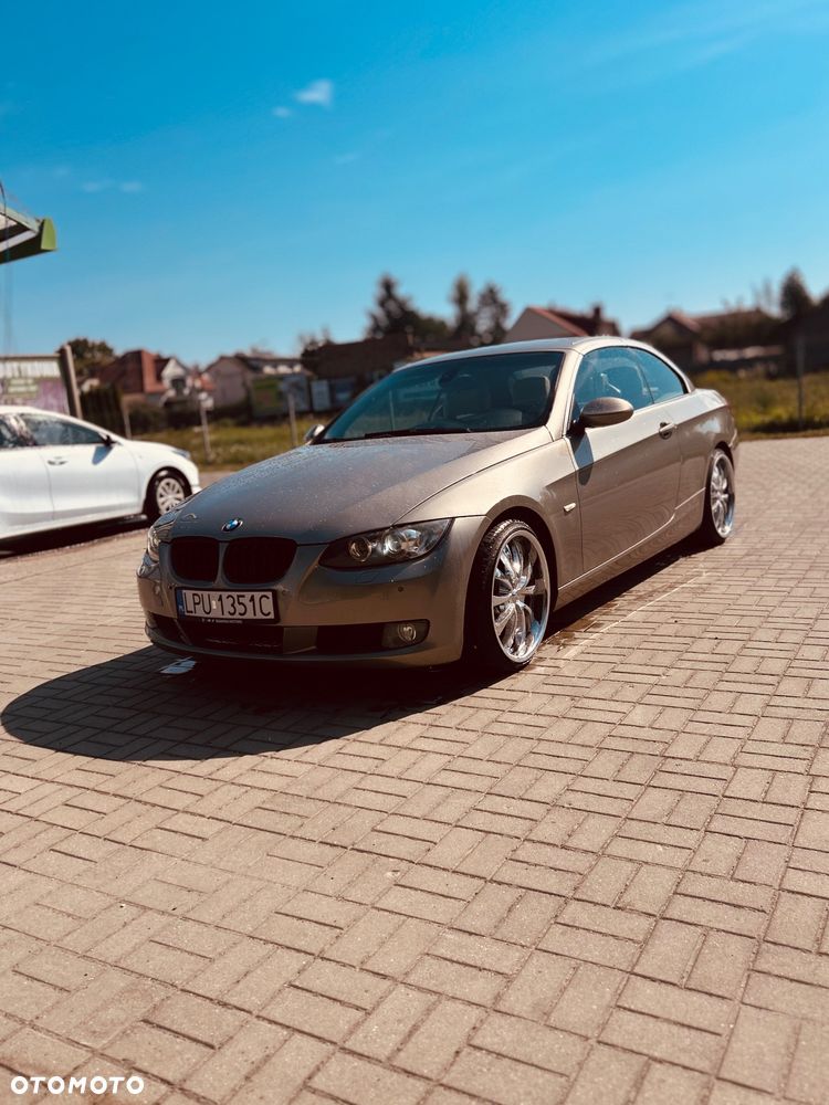 BMW Seria 3 325i - 1