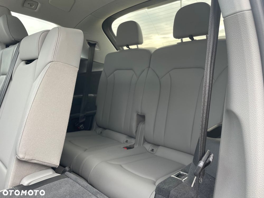 Audi Q7 50 TDI mHEV Quattro Tiptr - 29