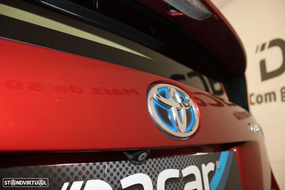 Toyota Prius 1.8 Luxury Pele - 28