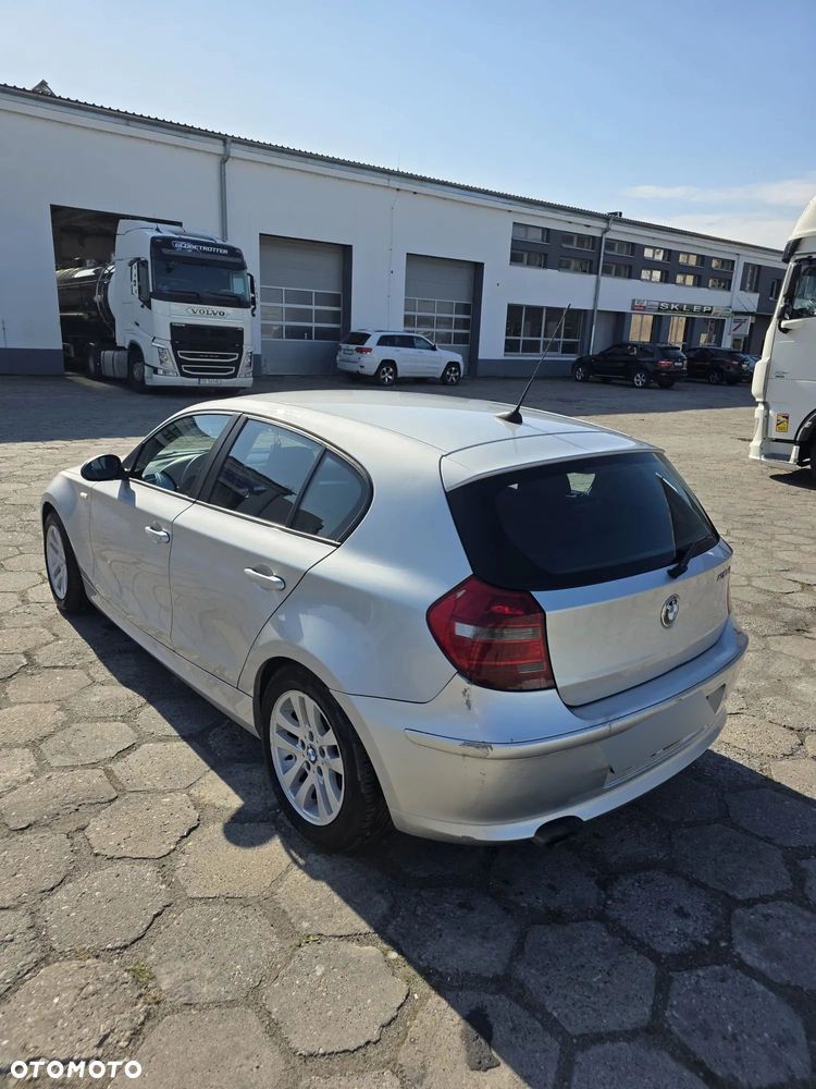 BMW Seria 1 120d - 2