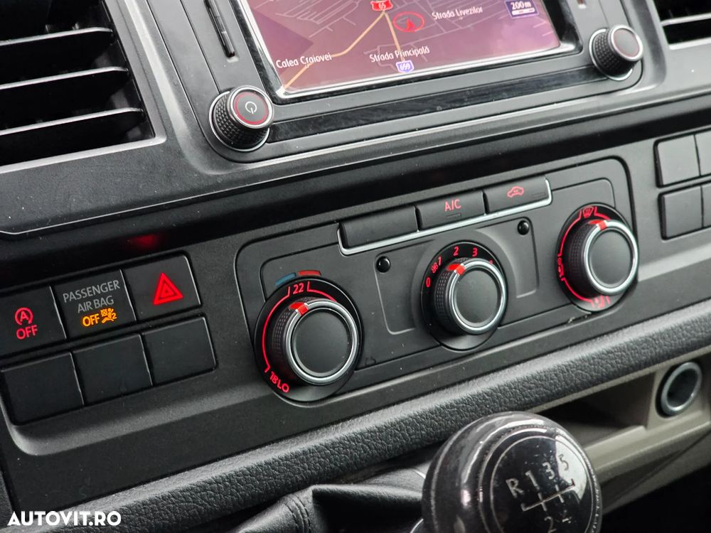 Volkswagen Transporter T6 Lang - 16