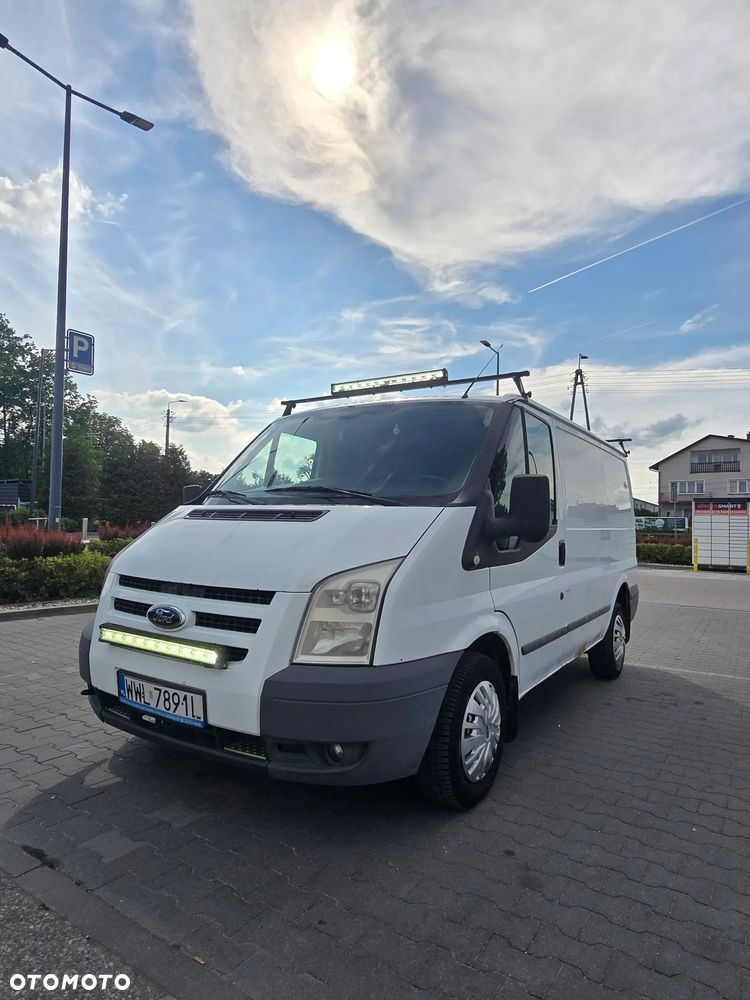 Ford Transit - 1