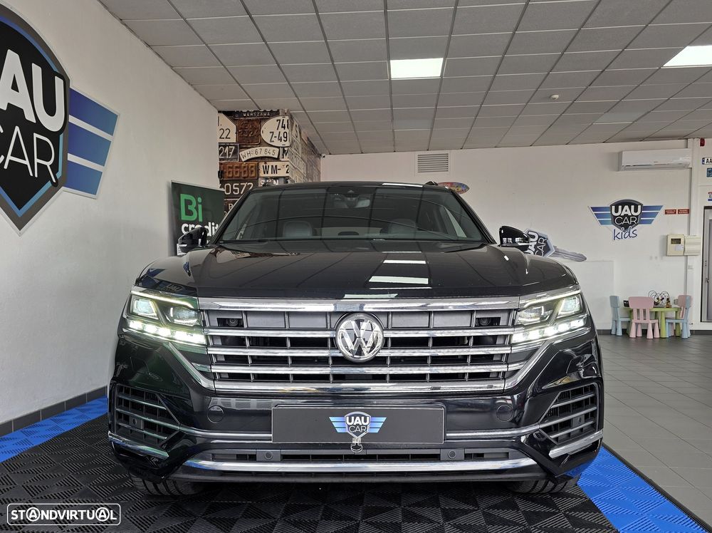 VW Touareg 3.0 TDI V6 Elegance Plus - 2
